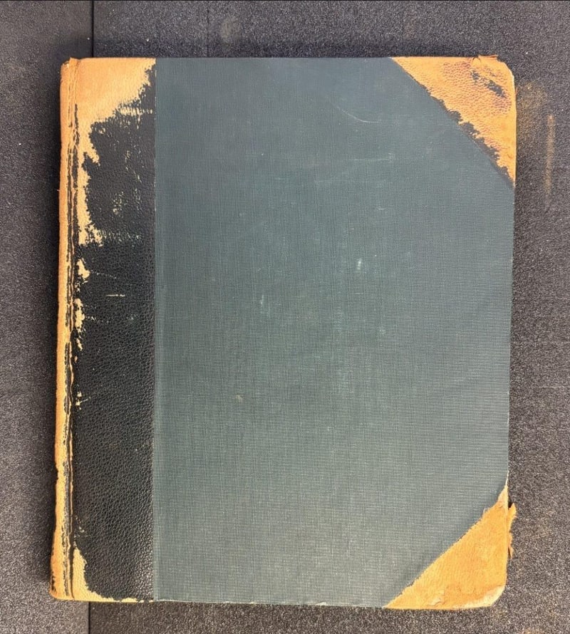 C081 later green cloth-and-leather front board